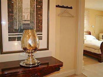 テットベリー Oak House No.1 Bed & Breakfast エクステリア 写真